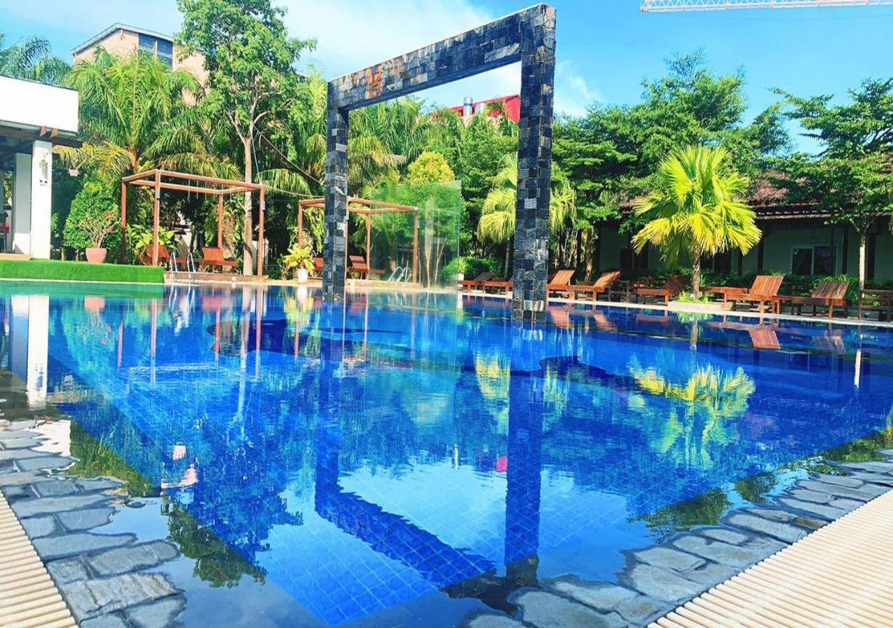 Twin Palms Resort 西哈努克 外观 照片